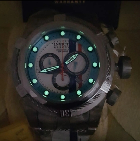 FIRM PRICE-$2900 Invicta Bolt Zeus Swiss Chrono - Picture 10 of 14